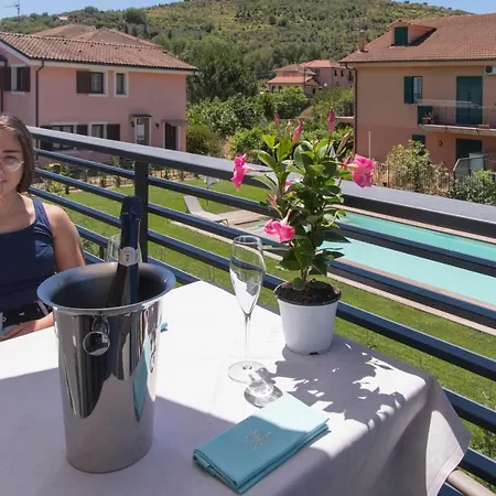 Aparthotel Al Bistrot Dei Vinai Holiday House Imperia