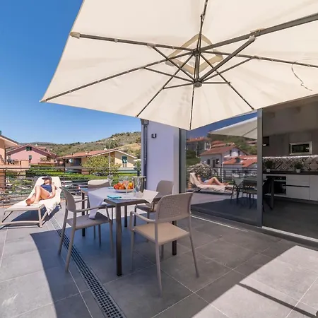 Al Bistrot Dei Vinai Holiday House Imperia